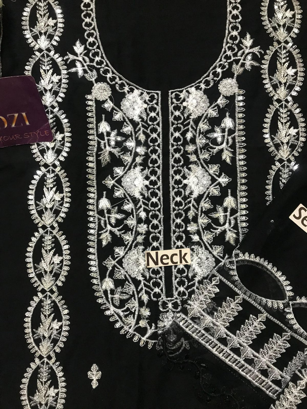 IZNIK OFFICIAL COLLECTION