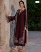 IZEL – As Worn by the Gorgeous Actress