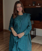 URGE – As Worn by the Gorgeous Actress