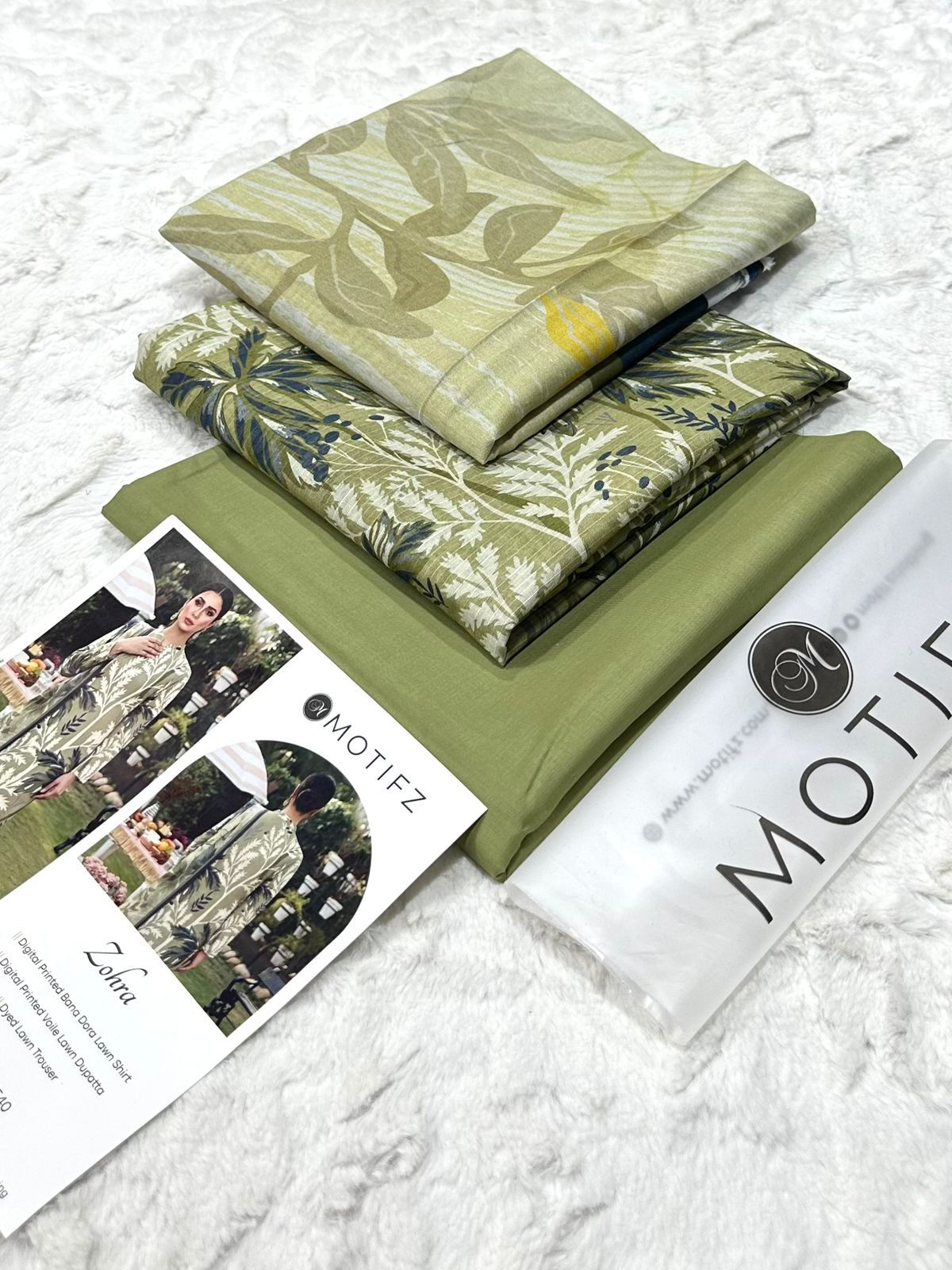 Motifz – Vol Zohra | 03 Pcs Unstitched Lawn Suit