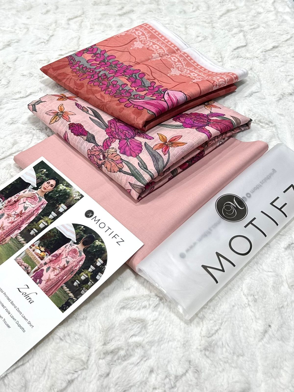 Motifz – Vol Zohra | 03 Pcs Unstitched Lawn Suit