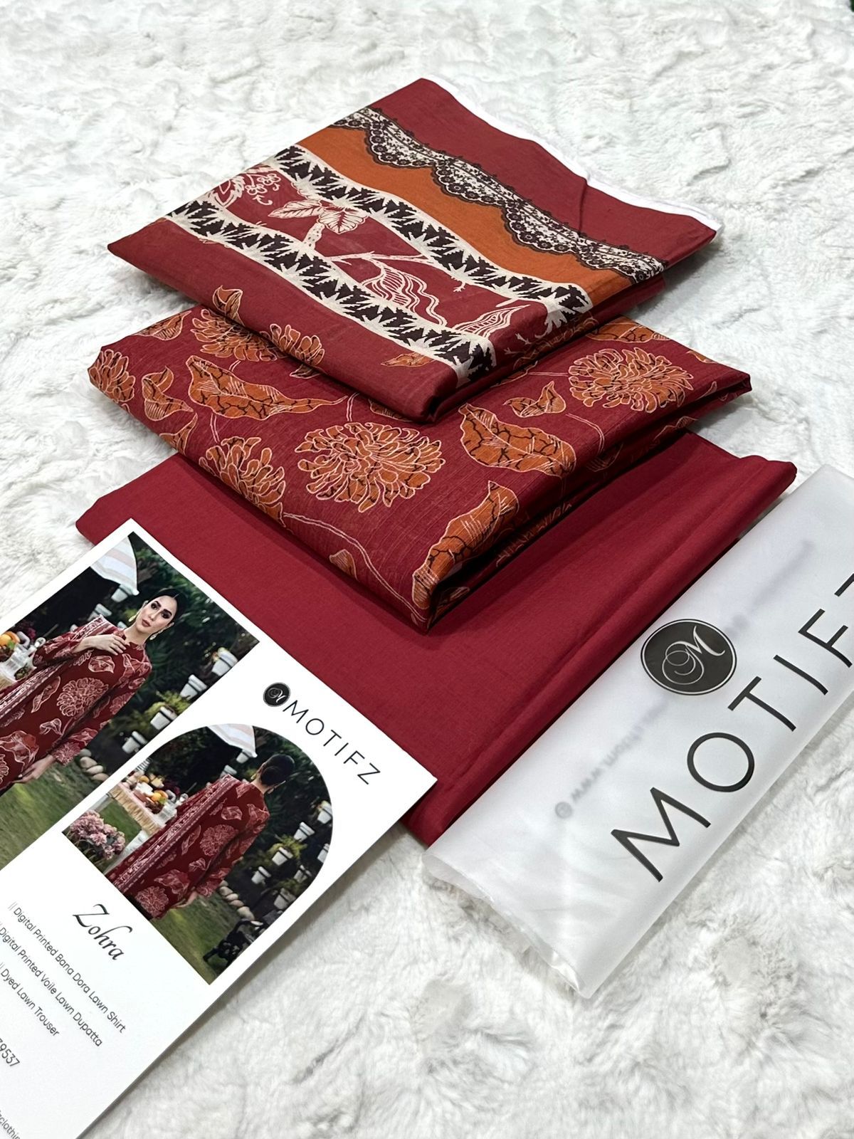 Motifz – Vol Zohra | 03 Pcs Unstitched Lawn Suit